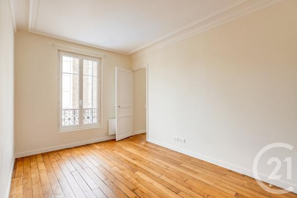 Appartement T2 à vendre  2 pièces - 47,40 m 2   PARIS  - 75015