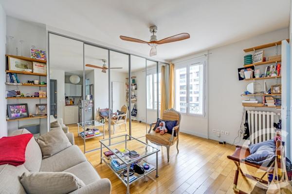 Appartement Studio à vendre  1 pièce - 24,76 m 2   PARIS  - 75006