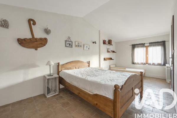 Maison à vendre 5 pièces 150 m² Éguilles