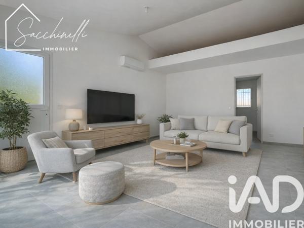 Maison à vendre 10 pièces 253 m² La Crau