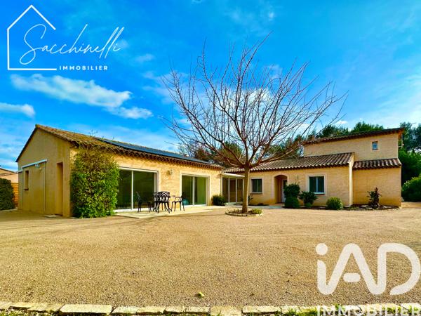 Maison à vendre 10 pièces 253 m² La Crau