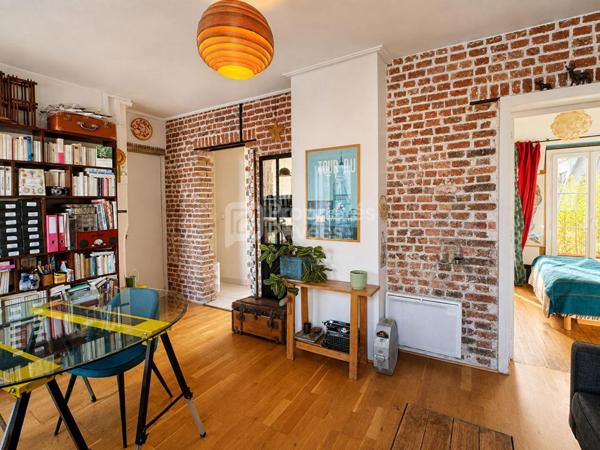 75009 PARIS - Quartier Martyrs-Lorette-Cadet- Appartement lumineux, traversant avec 6  balcons et belle vue