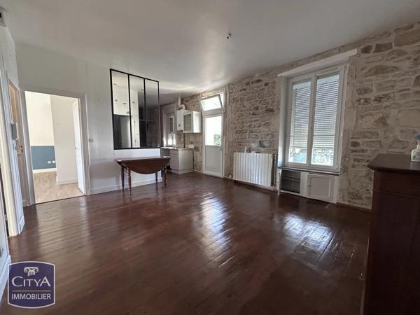 Maison à vendre 3 pièces 61.4m² Saintes (17100)