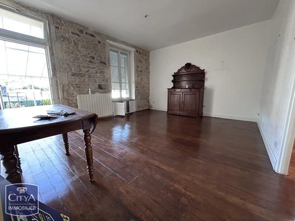 Maison à vendre 3 pièces 61.4m² Saintes (17100)