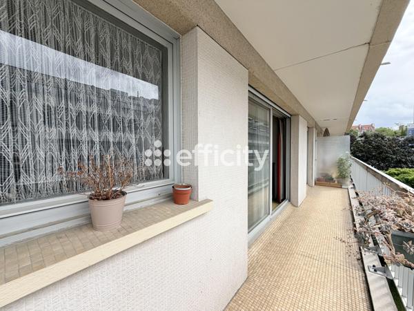 Appartement
         3 pièces
        - 70 m² Exclusivité 590 000 € *