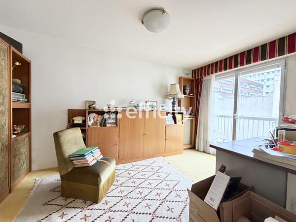 Appartement
         3 pièces
        - 70 m² Exclusivité 590 000 € *