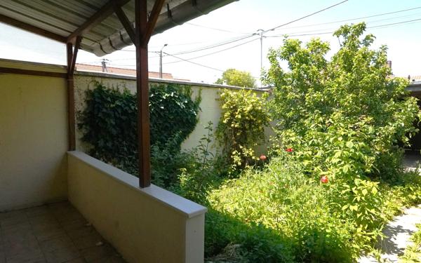 Maison à vendre    3 pièces •  Camon