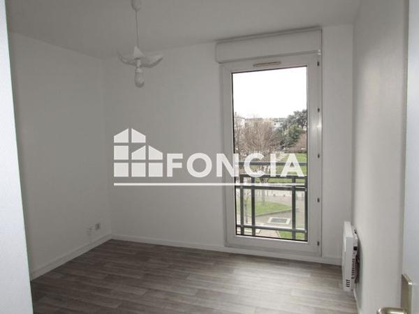 Location Appartement 2 pièces 53.2 m² - 31 RUE NICOLAS CHORIER Grenoble 38000