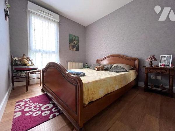 En exclusivité chez votre notaire !! En centre ville d'Hazebrouck, en résidence sécurisée ( 200...