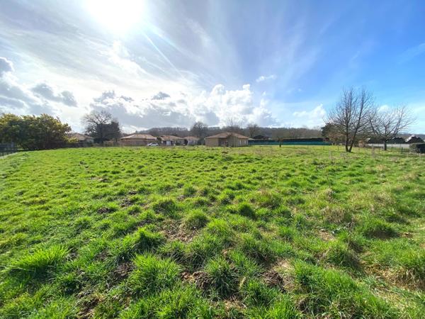 TERRAIN IDEALEMENT SITUÉ 1907M2 AIRE-SUR-L'ADOUR