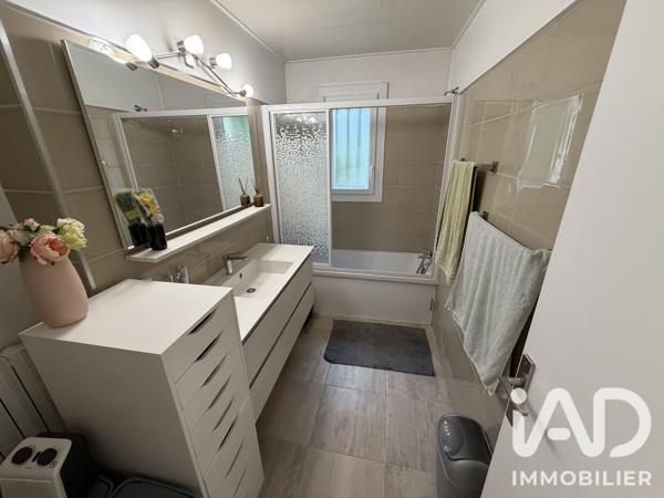 Maison à vendre 9 pièces 276 m² Pierrevert