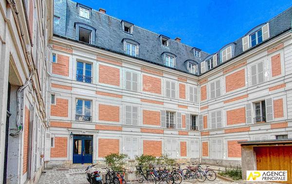 Versailles Notre Dame - Appartement Versailles 2 pièces 28.41 m2 - cave 256 000 € **  - Référence  28322