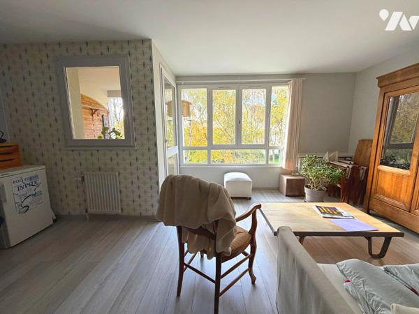 TYPE 3 AVEC BALCON QUARTIER POTERIE !