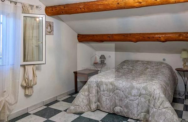 Maison familiale au calme avec terrain et vue
