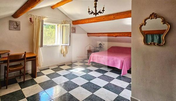Maison familiale au calme avec terrain et vue