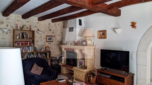 Maison familiale au calme avec terrain et vue