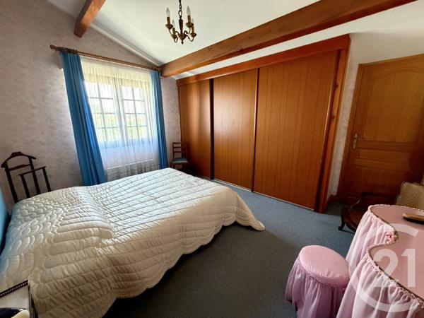 Maison à vendre  7 pièces - 187,82 m 2   ROYAN  - 17