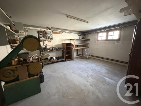 Maison à vendre  7 pièces - 187,82 m 2   ROYAN  - 17