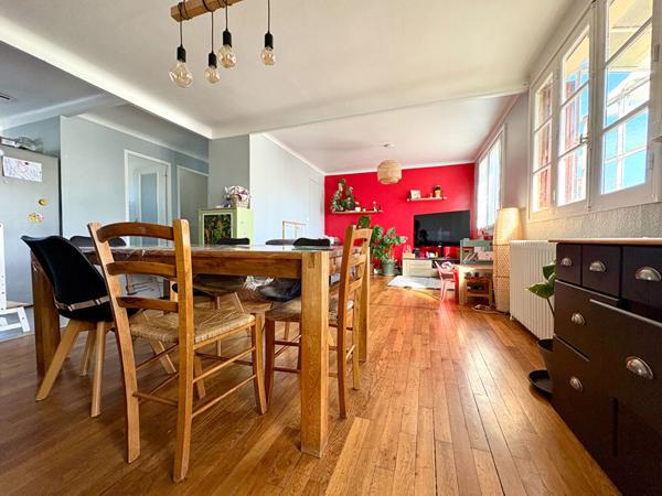 Maison avec jardin et garage à Poitiers