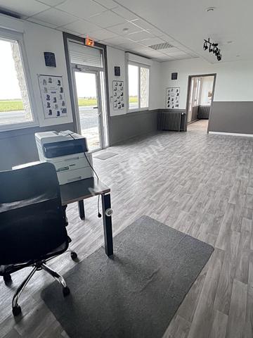 AXE PASSANT LAON-REIMS : Immeuble local commercial + appartement