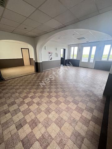 AXE PASSANT LAON-REIMS : Immeuble local commercial + appartement