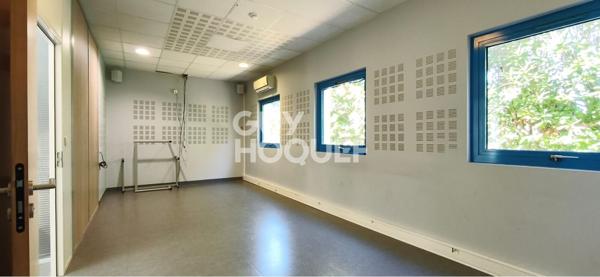 Bureaux Montpellier 880 m2+ 38 places de parking