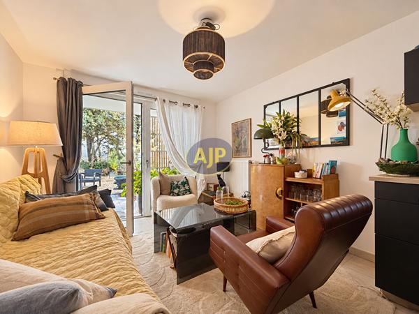 Appartement à vendre Saint Jean De Monts - 2 pièces, 40m² avec 1 chambre(s) à 198 900€ - AJP Immobilier Saint-Jean-de-Monts