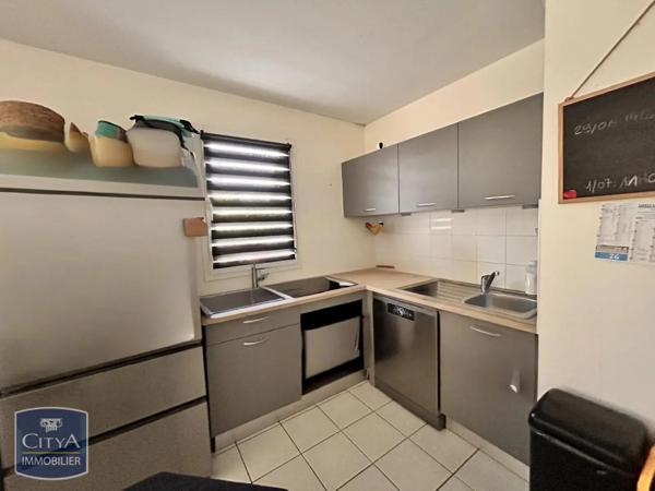 Appartement à louer 3 pièces 60.51m² Le Bourgneuf-la-Forêt (53410)