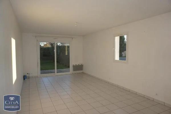 Appartement à louer 3 pièces 60.51m² Le Bourgneuf-la-Forêt (53410)