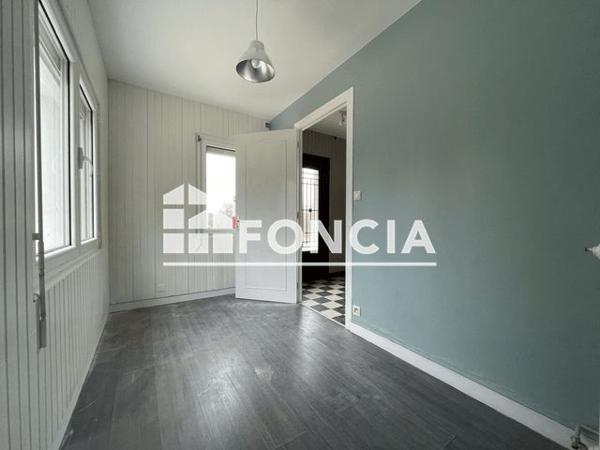 Location Appartement 3 pièces 95.43 m² - 26 AVENUE JEAN CHATEAUREYNAUD Sorges 24420