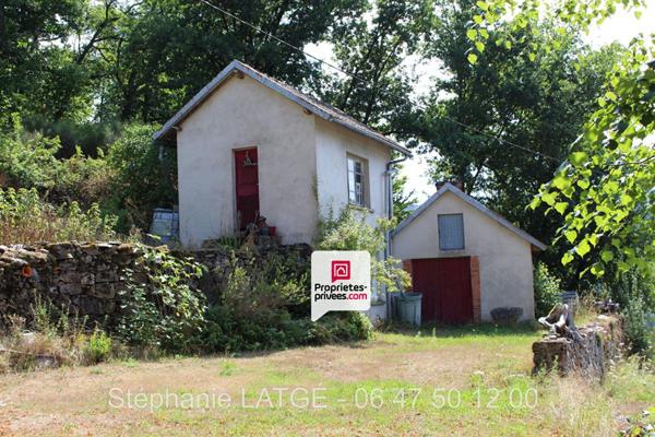 Maison 116 m2 de 5 pièces, 3 CH , Champs / Tarentaine (15) BEAUCOUP DE POTENTIEL !