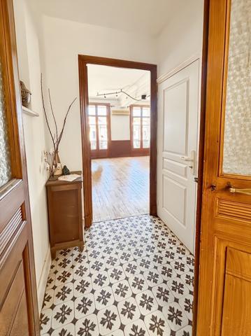 Perpignan (66000) Appartement bourgeois de 160 m² à réinventer, au cœur de la Place de la République.