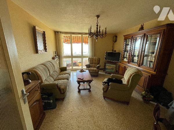 T3 VERDURON 13015 bd Henry Barnier, résidence fermée vue mer, surf 68m², balcon, parking .