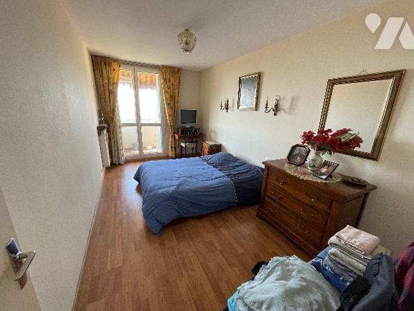 T3 VERDURON 13015 bd Henry Barnier, résidence fermée vue mer, surf 68m², balcon, parking .