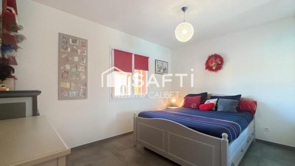 Maison provençale avec piscine, spa et dépendance