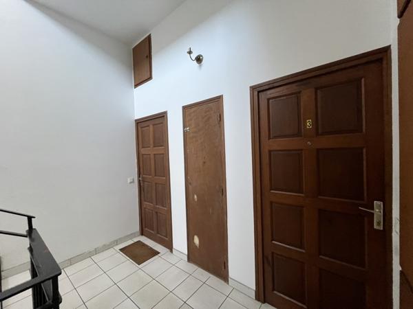 Immeuble 276 120 € Condom 310 m² DPE E