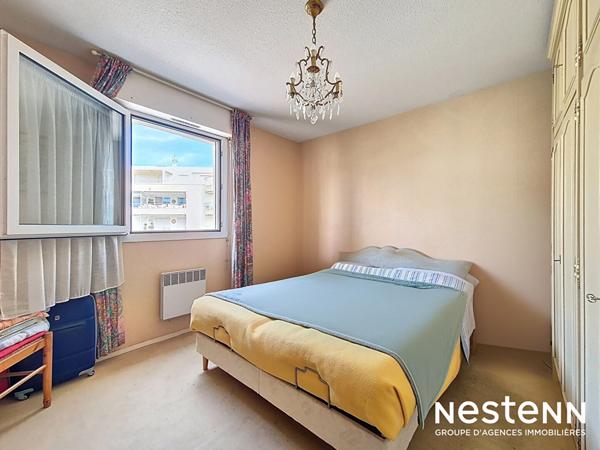 Coeur de ville Cavalaire-sur-Mer - dernier étage - 3 chambres - 41 m² de terrasse et garage de 18 m²