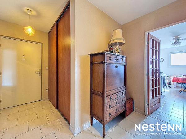 Coeur de ville Cavalaire-sur-Mer - dernier étage - 3 chambres - 41 m² de terrasse et garage de 18 m²