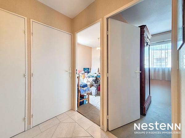 Coeur de ville Cavalaire-sur-Mer - dernier étage - 3 chambres - 41 m² de terrasse et garage de 18 m²