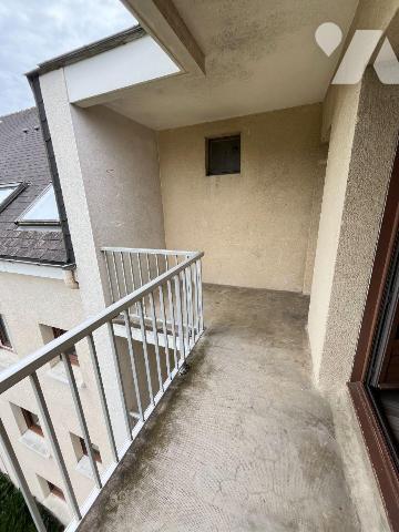 RENNES / LA POTERIE / T3 - DERNIER ETAGE

Situé au troisième et dernier étage d'une coproprié...