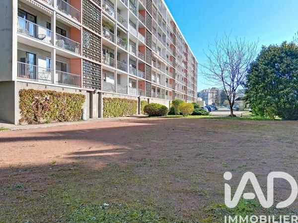 Appartement à vendre 4 pièces 74,7 m² Bourg-en-Bresse