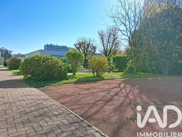 Appartement à vendre 4 pièces 74,7 m² Bourg-en-Bresse