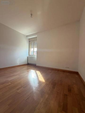 Location - Appartement Mâcon 71000 5 pièces 117 m 2