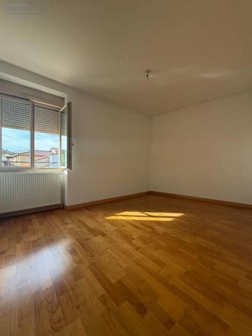 Location - Appartement Mâcon 71000 5 pièces 117 m 2