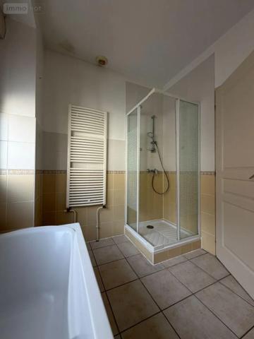 Location - Appartement Mâcon 71000 5 pièces 117 m 2