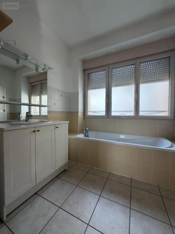 Location - Appartement Mâcon 71000 5 pièces 117 m 2