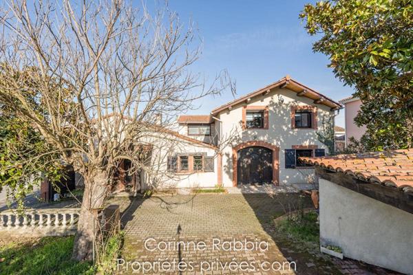 Maison de 180m². 6 pièces