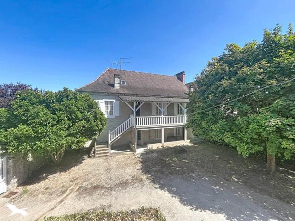 Maison 210 000 € Puybrun 8 p 201 m² DPE D