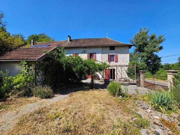 Location Maison 5 pièces Saint-Genix-sur-Guiers 73240 à la location