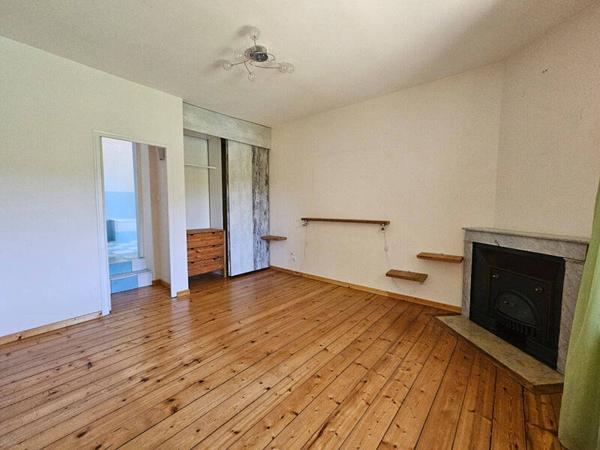 Location Maison 5 pièces Saint-Genix-sur-Guiers 73240 à la location